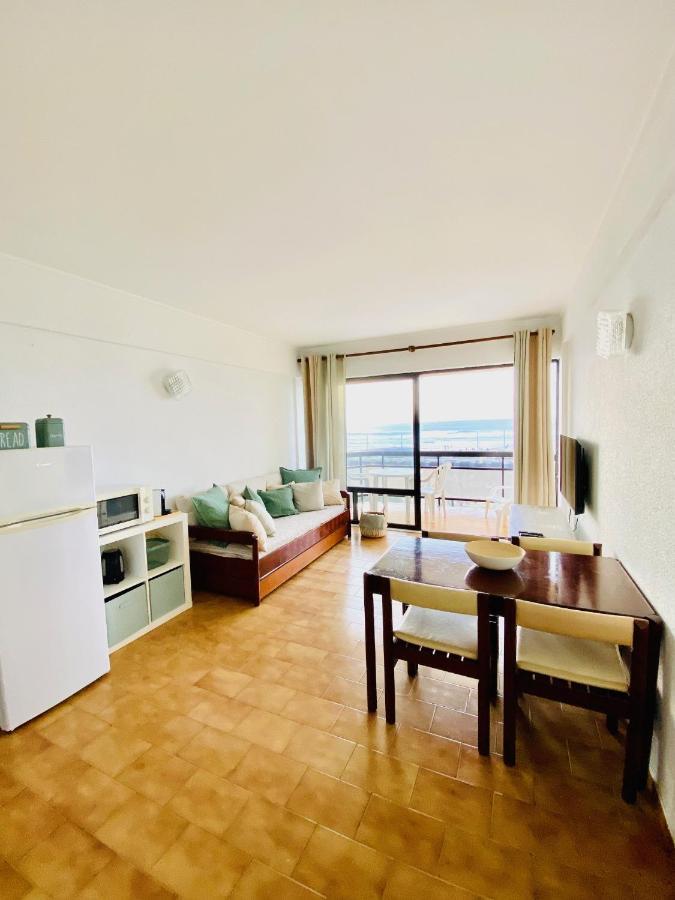 Apartment Caparica Sea View *